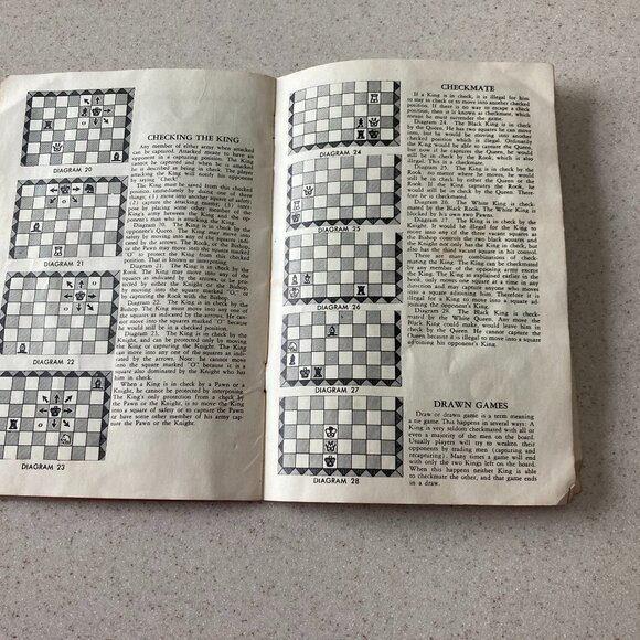 Vintage 1947 Royal Game of Chess Florentine Chessmen Instruction Booklet Only - Picture 10 of 12